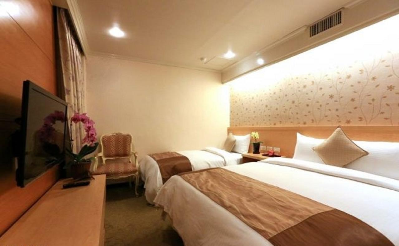 Red Cabin Inn Taipei Exterior photo