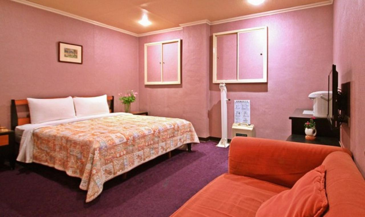 Red Cabin Inn Taipei Exterior photo